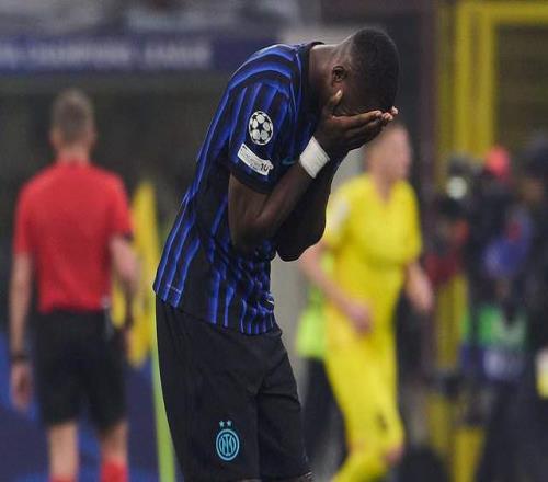 哈維西蒙斯,续租加盟萊,比錫,太阳城,太阳城娱乐,太阳城app,太阳城赌场